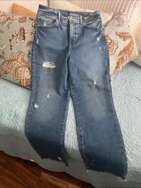 Express Light Blue High-Rise Straight Ankle super soft  Jeans size 6